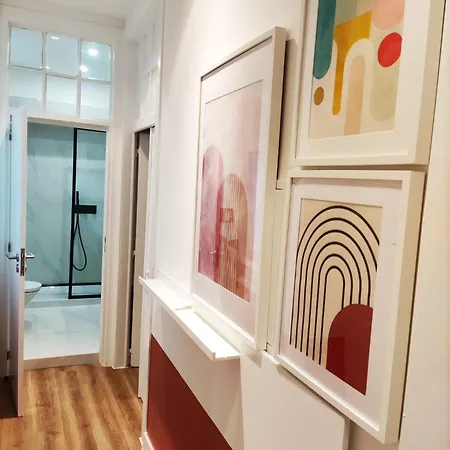 Colours Bairro Alto Апартаменты Лиссабон