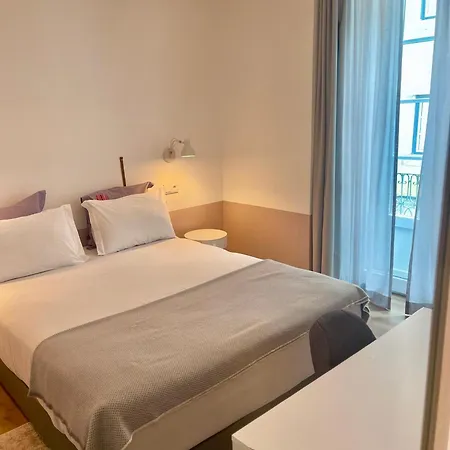 Colours Bairro Alto Apartment Lisbon
