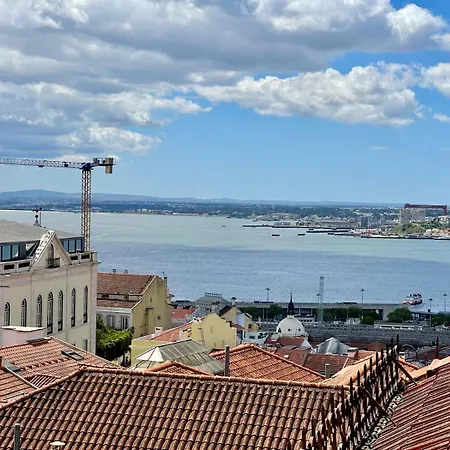 Colours Bairro Alto Apartment *