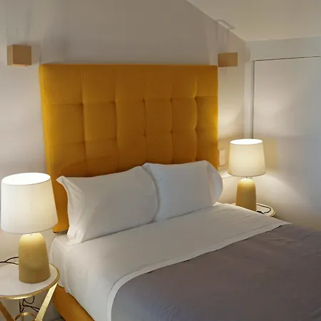 Colours Bairro Alto Апартаменты Лиссабон