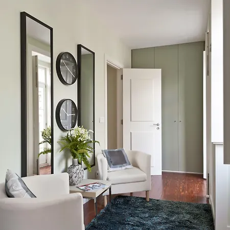 Colours Bairro Alto Апартаменти Лісабон