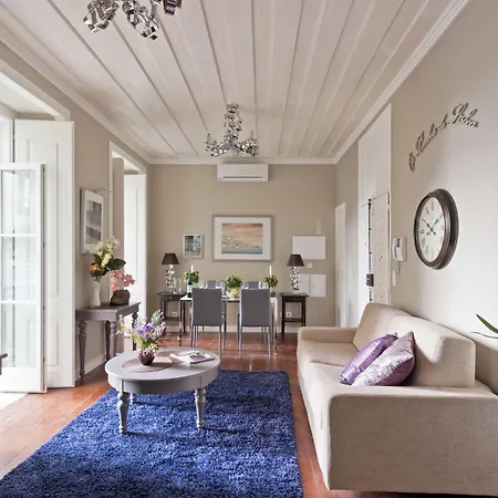 Colours Bairro Alto * Lissabon