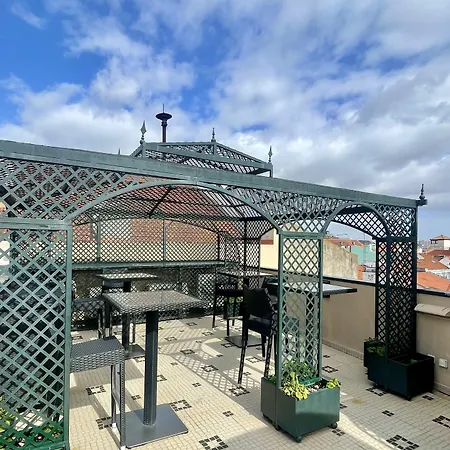 Colours Bairro Alto Апартаменты