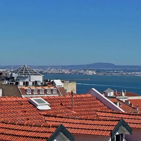 Colours Bairro Alto Apartment