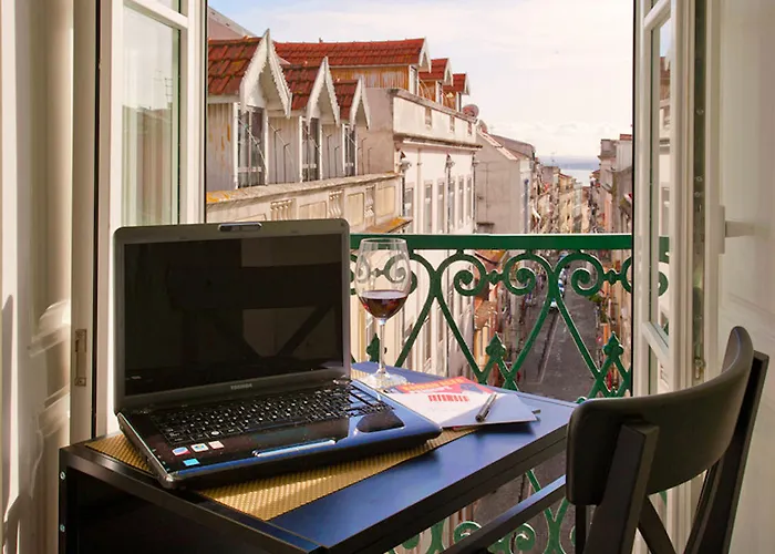 Colours Bairro Alto Lisboa