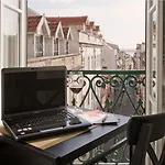 Colours Bairro Alto Апартаменты Лиссабон