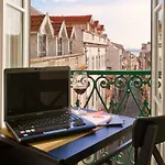Colours Bairro Alto Лиссабон