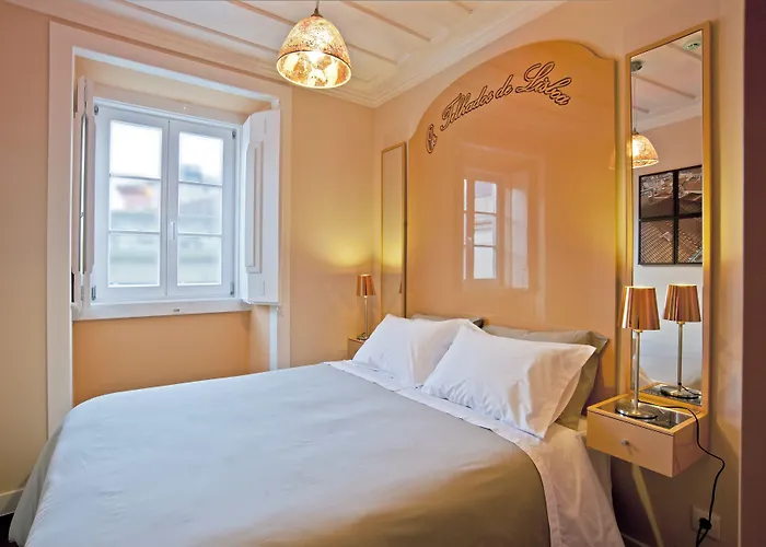 Colours Bairro Alto * Lisboa