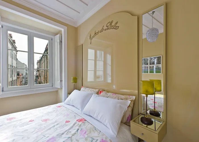 Colours Bairro Alto شقة