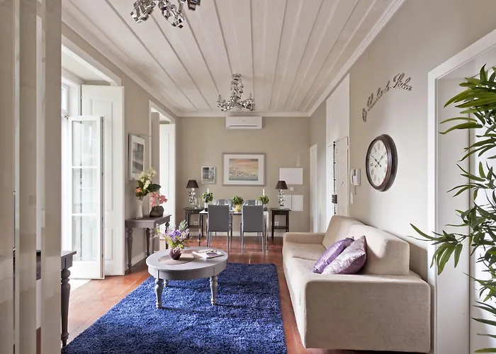 Colours Bairro Alto * Lisboa